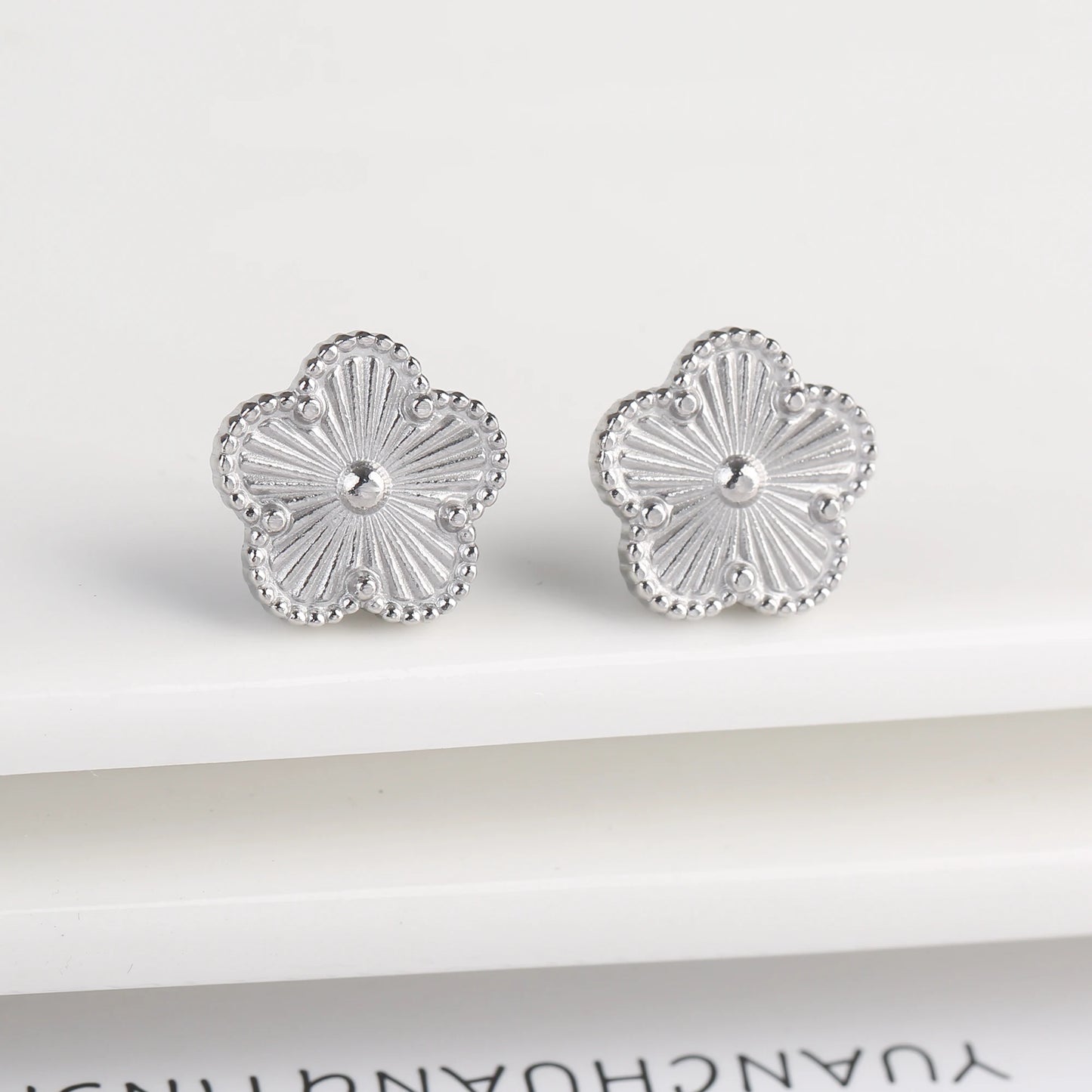 Stainless Steel Five Leaf Flower Clover Jewelry Set-Necklace, Bracelet, Earrings SET